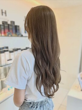 ヒビカ(HIBIKA) ロング　透明感ベージュ