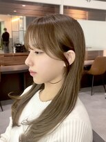 ビューエヒメ(VIEW EHIME)&nbsp;小顔黒髪レイヤーカット×アッシュカラー20代30代40代