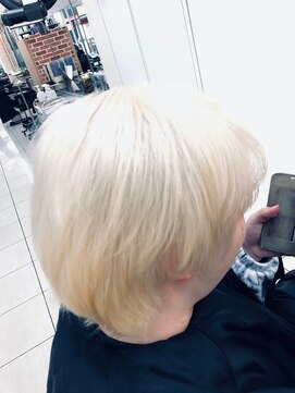 トップヘアギブバック(TOPHAIR give back) ミルクホワイト