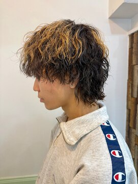 メンズアンダーバーホワイト 南海難波店(Men's _WHITE) メンズウルフ/ツイストスパイラルパーマ