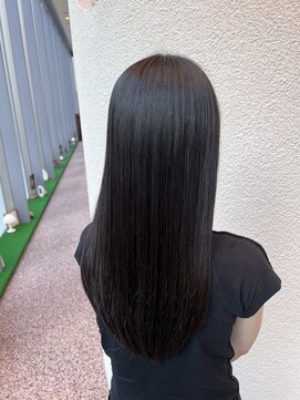 エルサフィロ ヨドヤバシ(el zafiro yodoyabashi) くびレイヤー前髪髪質改善小顔レイヤーロング20代30代40代50代