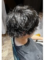 アーバン(URBAN)&nbsp;緩めスパイラルパーマ