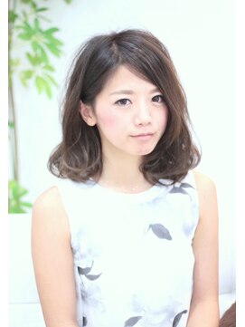 トレゾア(TRESOR) ルーズウェーブボブ