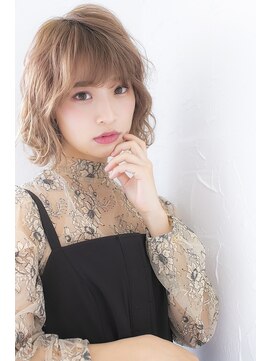 プライズ 池袋店(prize) ハイトーンパールベージュゆるふわミニボブ