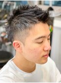 黒髪アップバンクショート
