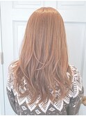 動きのあるスタイルに。ロングレイヤー