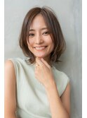 かき上げシルバーカラーサイドグラデーションスリークショート
