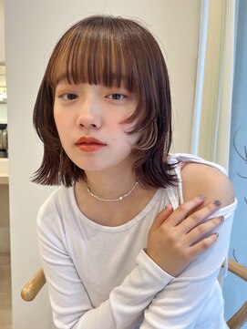 ガーデンヨコハマ(GARDEN YOKOHAMA) ボブレイヤーカットオリーブベージュデザインカラー外ハネ