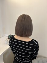 マドンナ ヘアー(madonna hair.) 切りっぱなしボブ/ラベンダーグレージュカラー