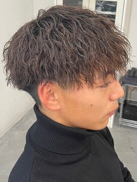 バース バイ ハピネス(BIRTH by happiness) 奈良men's強め縦落ちゃツイストスパイラルパーマ