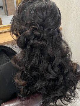 キュア(CURE) ハーフアップ