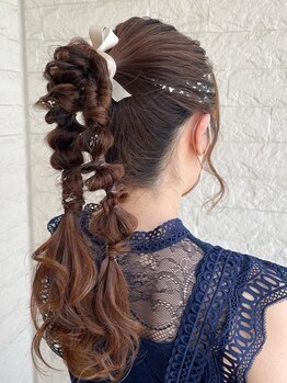 ソルテ(Sorte)の写真/結婚式やパーティーなど特別な日はプロのヘアメイクでとびきり可愛く♪崩れにくいセットで一日中華やかに◇