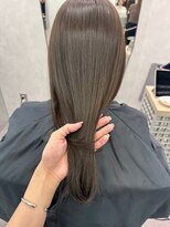 ポーチバイハニー オモテサンドウ(PORCH by HONEY omotesando)&nbsp;髪質改善　オリーブベージュ　艶髪　ストレート　美髪　縮毛矯正
