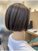 ワンレンボブ×グレージュカラー