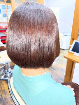 チームボス(Team BOSS) 美髪×艶髪　ストレートスタイル