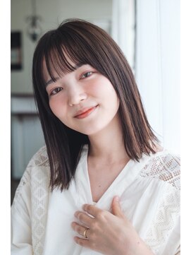 アンリオ ティエラ(an rio TIERRA) 前髪あり　ツヤ　鎖骨ボブ