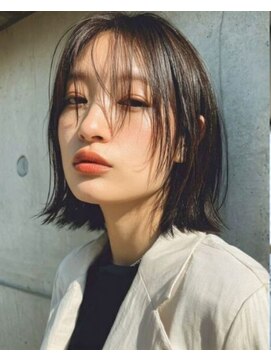 表参道駅/レイヤーカット/ボブ/ダブルカラー/髪質改善/縮毛矯正