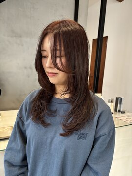 キーダ(KEEDA) 顔周りレイヤー/暖色カラー/似合わせレイヤーカット