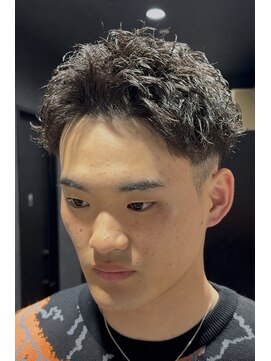 ブラック 渋谷(BLUCK) スパイキーパーマ