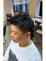 ビハインドザカーテン(BEHIND THE CURTAIN)&nbsp;【白髪染めを使わない白髪染め】スパイキーショート