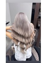 エミーバイモアムー(Emmie byMoremuu)&nbsp;【Natsu】ホワイトグレージュ