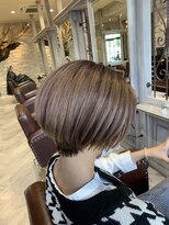 シャル 辻堂(shalu)&nbsp;髪質改善縮毛矯正で、ブリーチ毛も手櫛でおさまるショートボブ