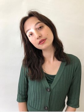 エアー 横浜(AIR) 【湯田】ゆるウェーブミディ