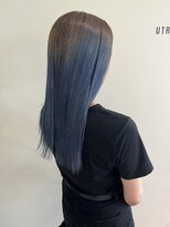 ミラコ(milaco)&nbsp;ベージュ×ネイビーブルーのルーツカラー