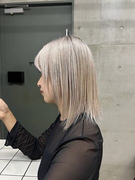 ソルトウォーター(SALT WATER) レイヤーカット/ブラウン/韓国ヘアー/ブリーチ/恵比寿/