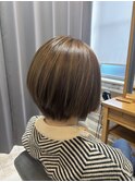 【おすすめ！】簡単スタイリングショート×白髪ぼかしハイライト