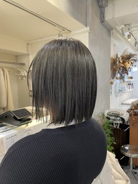 ネオリーブカフ 鶴ヶ峰店(Neolive caff) ダークグレー テリボブ ダブルカラー