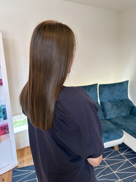 フロー(FRO.) ロングヘア