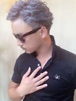 サロン ド ラート(salon de L'art)&nbsp;【Ｌ'art】プラチナーアッシュ