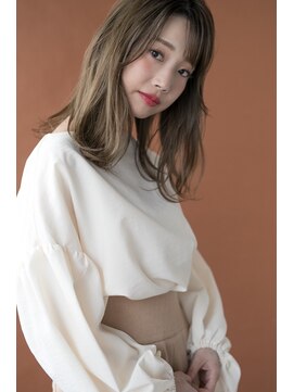 シック(CHIC) 【さいたま市 大宮】髪質改善ハイトーンロング