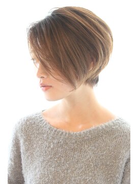 レウナ 外苑前(Reuna) 【３０代・４０代・５０代】トップふんわりひし形ショート