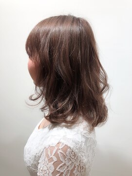 アダット(Adatto) 【Adatto北千住】無造作ミディ☆