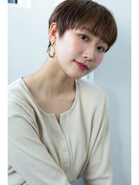 アコロン(acoron) 小顔カット_マニッシュ _フレンチボブ _美髪_ネイビーカラー