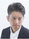 ビジネスシーンで活躍 ツーブロックフォーマル