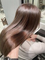 パール(PEAR+L)&nbsp;透明感と艶感　思わず触りたくなるプラチナグレージュカラー　3