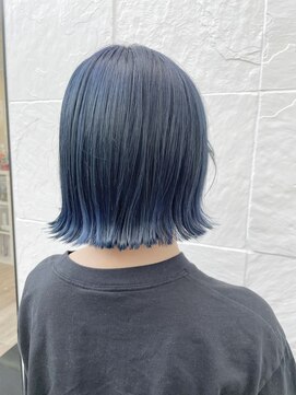 アヴァンス 難波店(AVANCE.) 【高尾担当】 切りっぱなしボブ×外ハネ×ディープブルー