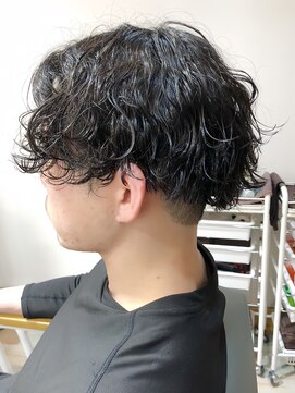 デイズ(DAYS) センターパート/前髪なし/分ける/パーマ/メンズ/一周/刈り上げ