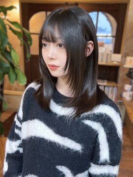 プリモ ココ 鍋島店(Primo coco.) 顔周りレイヤー グレージュ アッシュカラー 顔周りカット