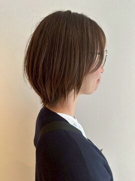 Folk Lore【フォークロア】己斐店 軽めショートボブ