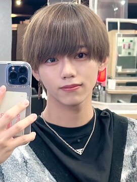 ナチュラル 渋谷(NATURAL) ●フェザーパーマ／スパイキーショート［メン ズ／渋谷］