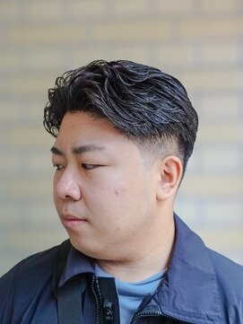 ダウズバーバーショップ 渋谷(dau's barber shop) ローフェード 理容室 バーバー リクルート ビジネスヘア 短髪