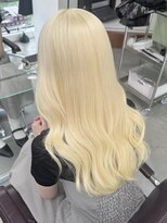 リヴ オオサカ(LIV OSAKA)&nbsp;ホワイトブロンド/トリプルカラー/抜きっぱなし/ブリーチ2回