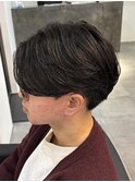 MEN’S HAIR/ニュアンスパーマ/刈り上げセンターパート/伊勢崎