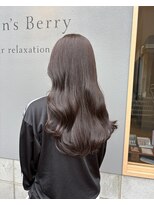 ヘアリラクゼーション クインズベリー(Hair Relaxation Queen's Berry)&nbsp;ダークアッシュ柔らかいロングヘア2.11