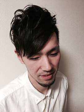 リアン プレミアムバーバー(Lien premium barber) くせ毛を活かしたカジュアルツーブロック