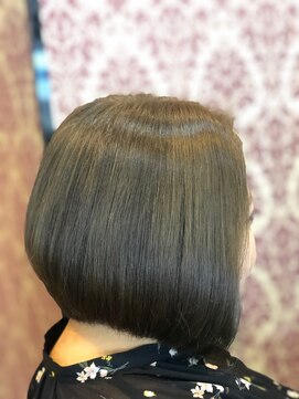 ヘアリゾート マンゴスティン(hair resort Mangosteen) ダブルカラー　前下がりボブ［髪質改善/白髪染め/ヘッドスパ］